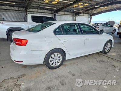 Trzecie zdjęcie samochodu z tyłu: 2015 VOLKSWAGEN JETTA BASE VIN:3VW2K7AJ7FM293403 - miniatura