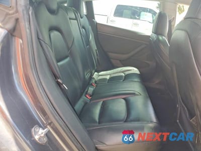 Zdjęcie 10 z 12 samochodu: 2022 TESLA MODEL 3 VIN:5YJ3E1EA4NF191243 - miniatura