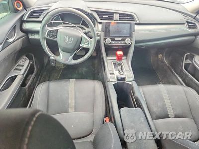 Zdjęcie 8 z 12 samochodu: 2016 HONDA CIVIC EX VIN:2HGFC2F79GH514308 - miniatura