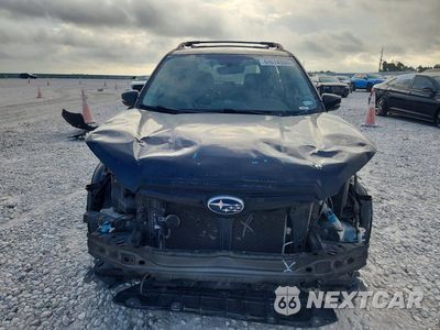 Piąte zdjęcie samochodu w środku: 2019 SUBARU FORESTER SPORT VIN:JF2SKAPC0KH543704 - miniatura