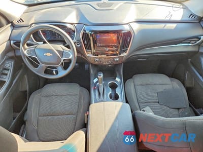 Zdjęcie 8 z 13 samochodu: 2020 CHEVROLET TRAVERSE LS VIN:1GNERFKW0LJ209051 - miniatura