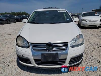 Piąte zdjęcie samochodu w środku: 2010 VOLKSWAGEN JETTA SE VIN:3VWRX7AJ0AM046040 - miniatura
