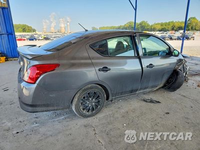 Trzecie zdjęcie samochodu z tyłu: 2019 NISSAN VERSA S PLUS VIN:3N1CN7AP9KL827040 - miniatura