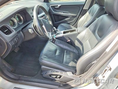 Zdjęcie 7 z 12 samochodu: 2013 VOLVO S60 T5 VIN:YV1612FS7D1202288 - miniatura
