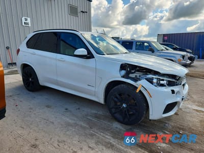 Czwarte zdjęcie samochodu z boku: 2017 BMW X5 XDRIVE35I VIN:5UXKR0C39H0X79414 - miniatura