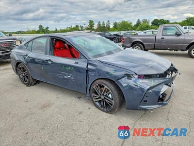 Czwarte zdjęcie samochodu z boku: 2026 TOYOTA CAMRY XSE VIN:4T1DAACK1TU745303 - miniatura