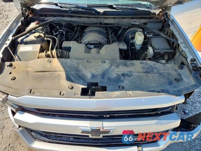 Zdjęcie 11 z 12 samochodu: 2018 CHEVROLET SILVERADO K1500 LT VIN:3GCUKREC8JG577861 - miniatura