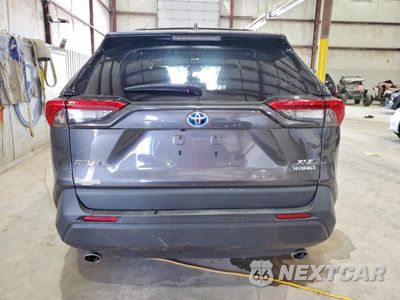Zdjęcie 6 z 13 samochodu: 2021 TOYOTA RAV4 XLE VIN:4T3RWRFVXMU027754 - miniatura