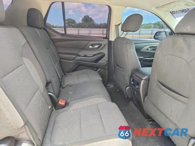 Zdjęcie 10 z 12 samochodu: 2020 CHEVROLET TRAVERSE LS VIN:1GNERFKW3LJ171329 - miniatura