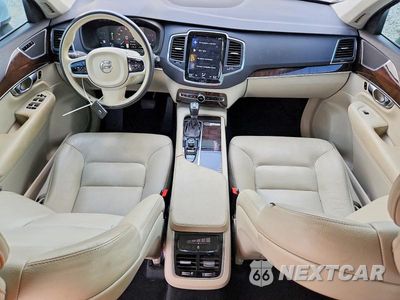 Zdjęcie 8 z 13 samochodu: 2019 VOLVO XC90 T5 MOMENTUM VIN:YV4102CK9K1508023 - miniatura
