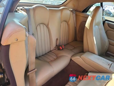 Zdjęcie 10 z 13 samochodu: 2000 JAGUAR XK8 VIN:SAJJA42C9YNA09427 - miniatura