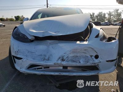 Piąte zdjęcie samochodu w środku: 2023 TESLA MODEL Y VIN:7SAYGDED0PF979261 - miniatura