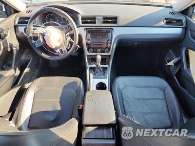 Zdjęcie 8 z 12 samochodu: 2013 VOLKSWAGEN PASSAT SE VIN:1VWBP7A37DC112947 - miniatura