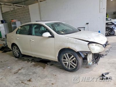 Czwarte zdjęcie samochodu z boku: 2006 VOLKSWAGEN JETTA 2.5 OPTION PACKAGE 1 VIN:3VWSG71K66M728003 - miniatura