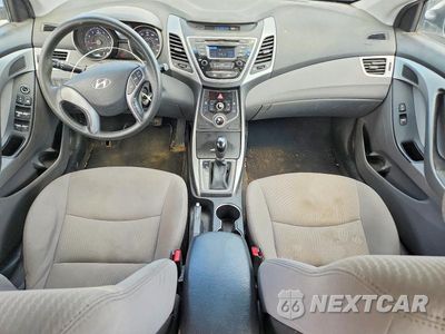 Zdjęcie 8 z 12 samochodu: 2016 HYUNDAI ELANTRA SE VIN:5NPDH4AE2GH668729 - miniatura