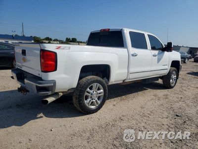 Trzecie zdjęcie samochodu z tyłu: 2016 CHEVROLET SILVERADO K2500 HEAVY DUTY LTZ VIN:1GC1KWE8XGF301754 - miniatura