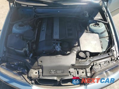 Zdjęcie 11 z 12 samochodu: 2002 BMW 325 I VIN:WBAEV33462KL58392 - miniatura