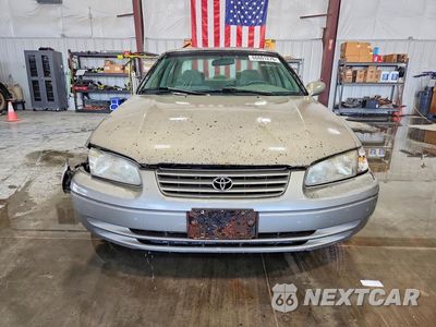 Piąte zdjęcie samochodu w środku: 1997 TOYOTA CAMRY LE VIN:4T1BG22K0VU177903 - miniatura