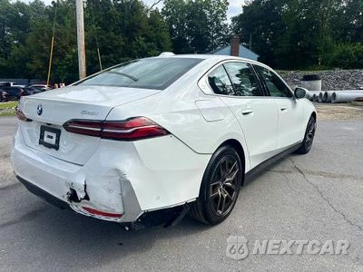 Trzecie zdjęcie samochodu z tyłu: 2027 BMW 530 XI VIN:WBA53FJ07VCY10095 - miniatura
