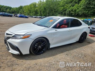 2024 TOYOTA CAMRY XSE 4T1K31AK3RU063164 - główne zdjęcie licytacji z USA - miniatura