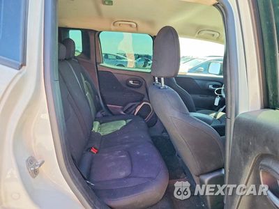 Zdjęcie 10 z 12 samochodu: 2017 JEEP RENEGADE SPORT VIN:ZACCJBAH5HPF98974 - miniatura