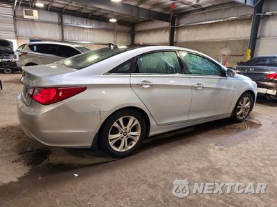 Trzecie zdjęcie samochodu z tyłu: 2013 HYUNDAI SONATA LIMITED VIN:5NPEC4AC2DH623139 - miniatura
