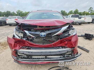 Piąte zdjęcie samochodu w środku: 2021 TOYOTA SIENNA LIMITED 7-PASSENGER VIN:5TDZRKEC2MS066841 - miniatura