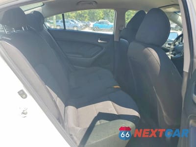 Zdjęcie 10 z 13 samochodu: 2018 KIA FORTE LX VIN:3KPFK4A76JE247149 - miniatura