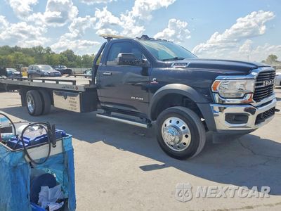 Czwarte zdjęcie samochodu z boku: 2019 RAM 5500 VIN:3C7WRMDLXKG729538 - miniatura