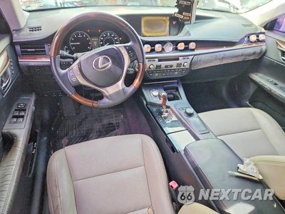 Zdjęcie 8 z 12 samochodu: 2015 LEXUS ES 350 VIN:JTHBK1GG4F2158140 - miniatura