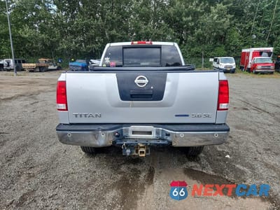 Zdjęcie 6 z 12 samochodu: 2010 NISSAN TITAN SE VIN:1N6BA0EC5AN314477 - miniatura