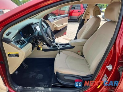 Zdjęcie 7 z 12 samochodu: 2016 HYUNDAI SONATA SE VIN:5NPE24AF0GH354060 - miniatura