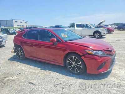 Czwarte zdjęcie samochodu z boku: 2018 TOYOTA CAMRY SE VIN:4T1B11HK6JU654511 - miniatura