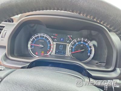 Zdjęcie 9 z 14 samochodu: 2018 TOYOTA 4RUNNER TRD PRO VIN:JTEBU5JR7J5597350 - miniatura