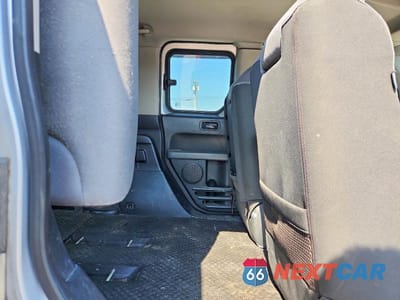 Zdjęcie 11 z 13 samochodu: 2007 HONDA ELEMENT EX VIN:5J6YH18727L013211 - miniatura