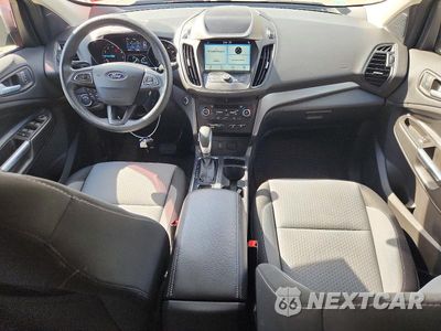 Zdjęcie 8 z 13 samochodu: 2019 FORD ESCAPE SE VIN:1FMCU9GD0KUB83924 - miniatura