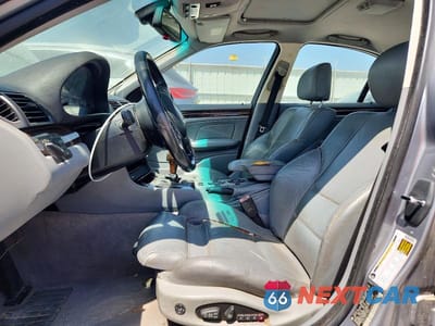 Zdjęcie 7 z 13 samochodu: 2005 BMW 325 I VIN:WBAEV33425KW20722 - miniatura