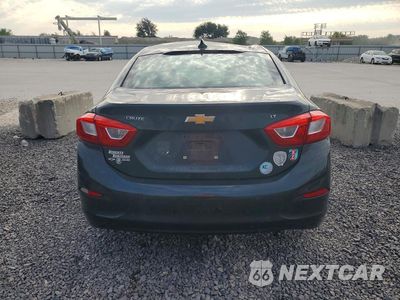 Zdjęcie 6 z 12 samochodu: 2017 CHEVROLET CRUZE LT VIN:1G1BE5SM3H7235284 - miniatura