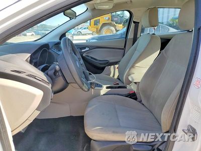 Zdjęcie 7 z 12 samochodu: 2016 FORD FOCUS SE VIN:1FADP3F24GL285453 - miniatura