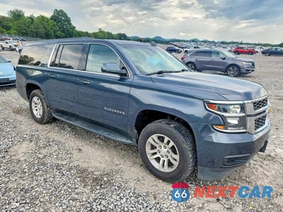 Czwarte zdjęcie samochodu z boku: 2019 CHEVROLET SUBURBAN K1500 LT VIN:1GNSKHKC7KR365516 - miniatura