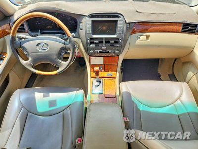 Zdjęcie 8 z 12 samochodu: 2004 LEXUS LS 430 VIN:JTHBN36FX40149205 - miniatura