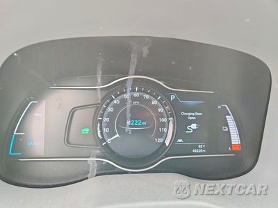 Zdjęcie 9 z 12 samochodu: 2019 HYUNDAI KONA ULTIMATE VIN:KM8K53AG4KU050740 - miniatura