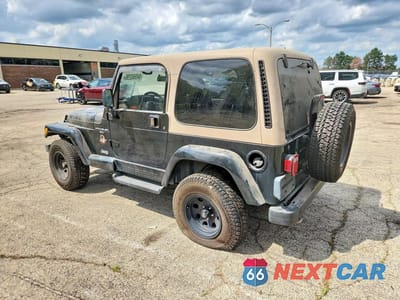 Drugie zdjęcie samochodu z przodu: 2000 JEEP WRANGLER / TJ SAHARA VIN:1J4FA59S6YP778745 - miniatura