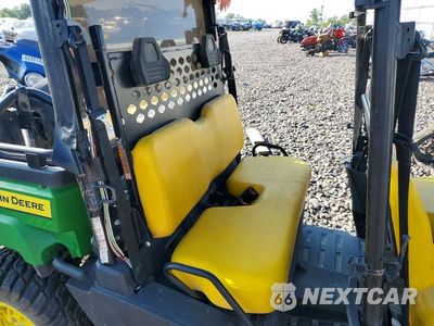 Zdjęcie 6 z 10 samochodu: 2021 JOHN DEERE XUV590M S4 UTILITY VEHICLE VIN:1M0590MBLNM050090 - miniatura