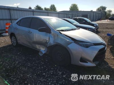 Czwarte zdjęcie samochodu z boku: 2018 TOYOTA COROLLA LE VIN:5YFBURHEXJP805044 - miniatura
