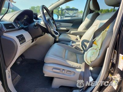 Zdjęcie 7 z 13 samochodu: 2017 HONDA ODYSSEY EXL VIN:5FNRL5H61HB016032 - miniatura