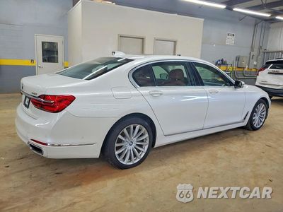Trzecie zdjęcie samochodu z tyłu: 2018 BMW 740 I VIN:WBA7E2C53JG743146 - miniatura