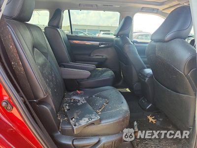 Zdjęcie 11 z 13 samochodu: 2022 TOYOTA HIGHLANDER PLATINUM VIN:5TDFZRBH0NS193813 - miniatura