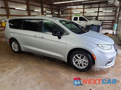 Czwarte zdjęcie samochodu z boku: 2026 CHRYSLER PACIFICA SELECT VIN:2C4RC1BG9TR209195 - miniatura