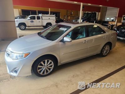 2014 TOYOTA CAMRY XLE 4T1BF1FK8EU775728 - główne zdjęcie licytacji z USA - miniatura